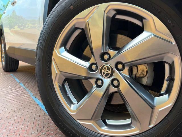 TOYOTA RAV4 4WD 2021