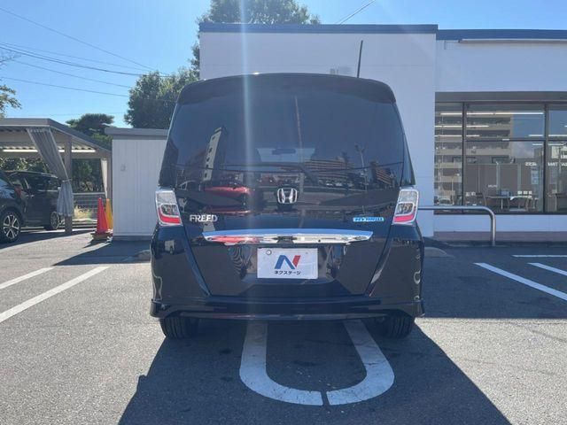 HONDA FREED HYBRID 2012