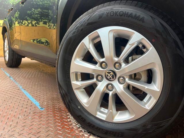 TOYOTA YARIS CROSS HYBRID 2023