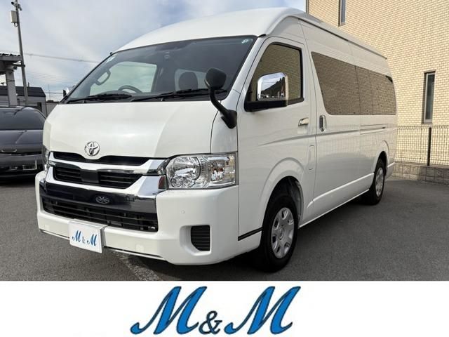 TOYOTA HIACE wagon 4WD 2024