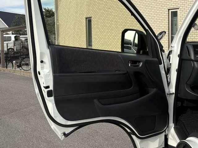 TOYOTA HIACE wagon 4WD 2024