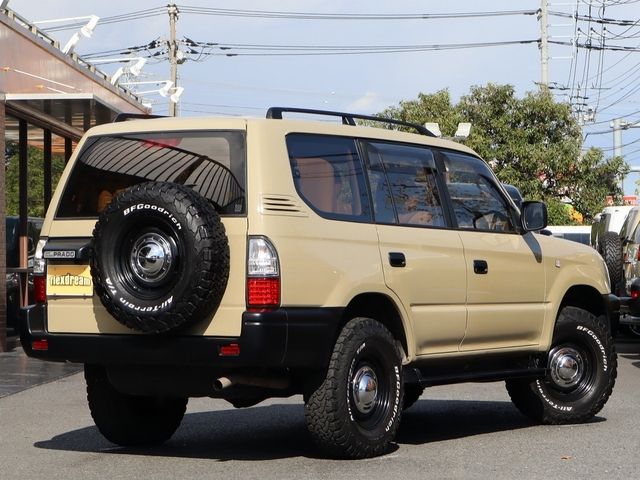 TOYOTA LANDCRUISER PRADO 2002