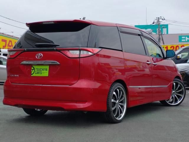 TOYOTA ESTIMA 2016
