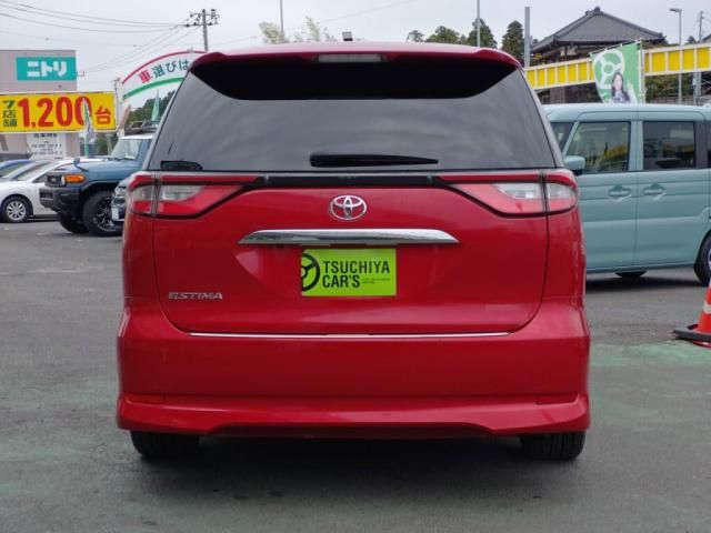 TOYOTA ESTIMA 2016