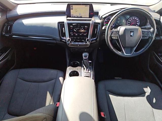 TOYOTA CROWN sedan hybrid 2018