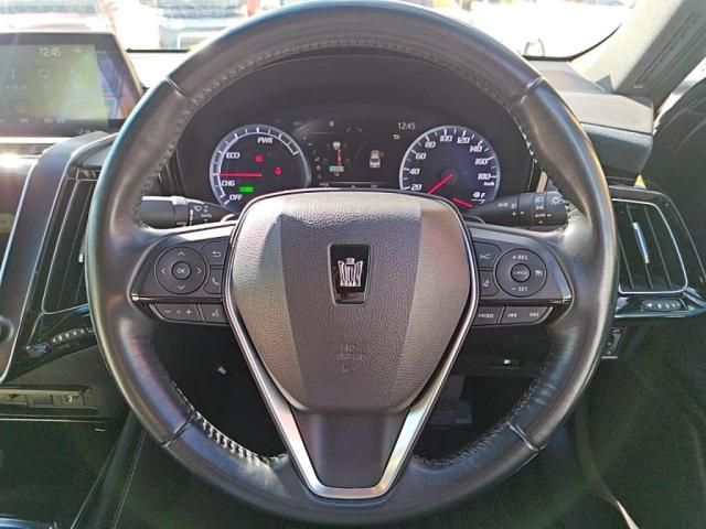 TOYOTA CROWN sedan hybrid 2018