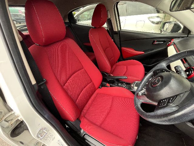 MAZDA DEMIO 4WD 2015