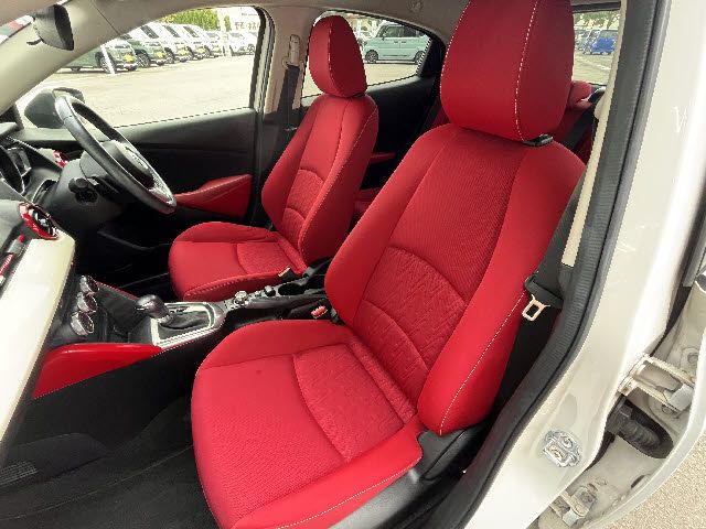 MAZDA DEMIO 4WD 2015