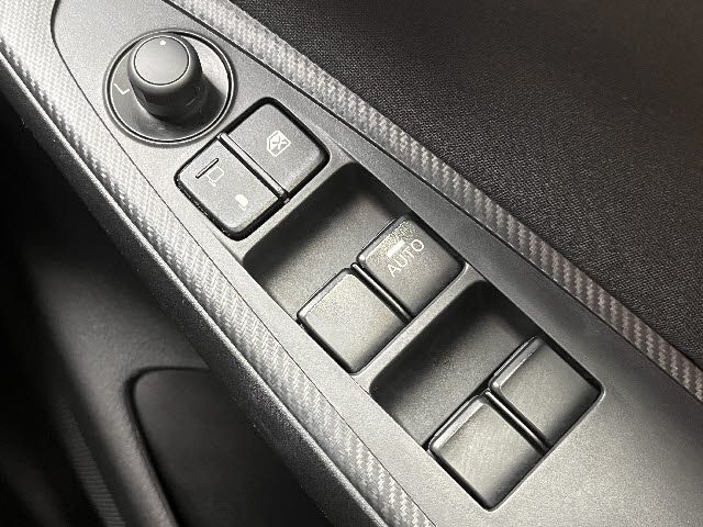 MAZDA DEMIO 4WD 2015