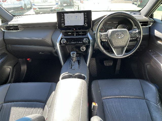 TOYOTA HARRIER 2WD 2022