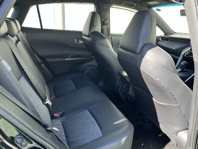 TOYOTA HARRIER 2WD 2022