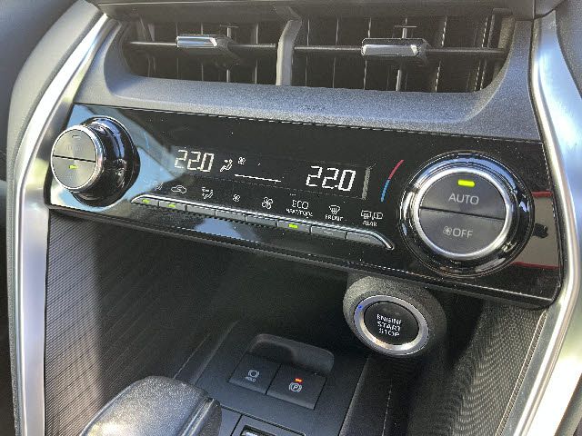 TOYOTA HARRIER 2WD 2022