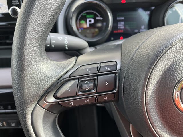 TOYOTA YARIS HYBRID 2021