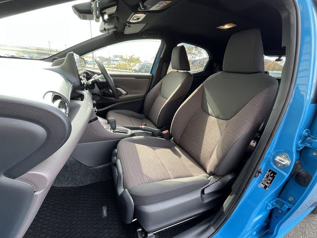 TOYOTA YARIS HYBRID 2021