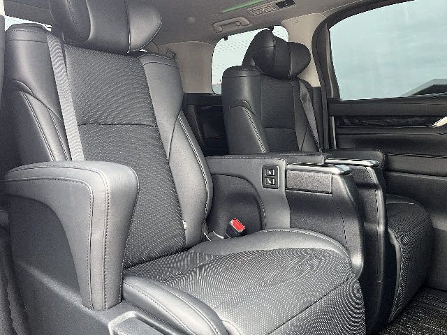 TOYOTA ALPHARD 2019