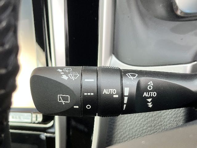 TOYOTA HARRIER 2WD 2015