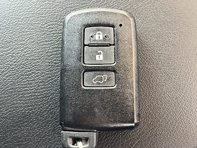 TOYOTA HARRIER 2WD 2015