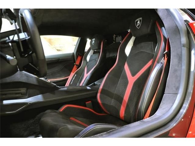 LAMBORGHINI LAMBORGHINI Aventador 2022