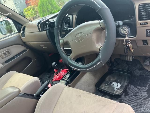 TOYOTA ?????????5D 2001