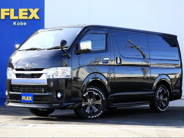 TOYOTA HIACE van 4WD 2022