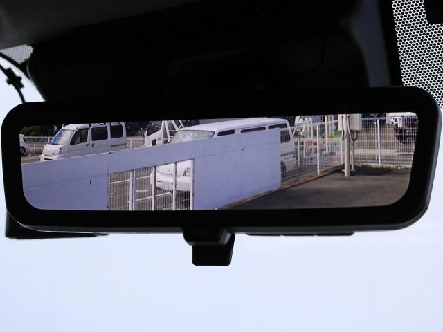 TOYOTA HIACE van 4WD 2022