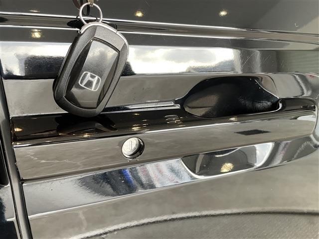 HONDA STEPWAGON e:HEV SPADA 2023