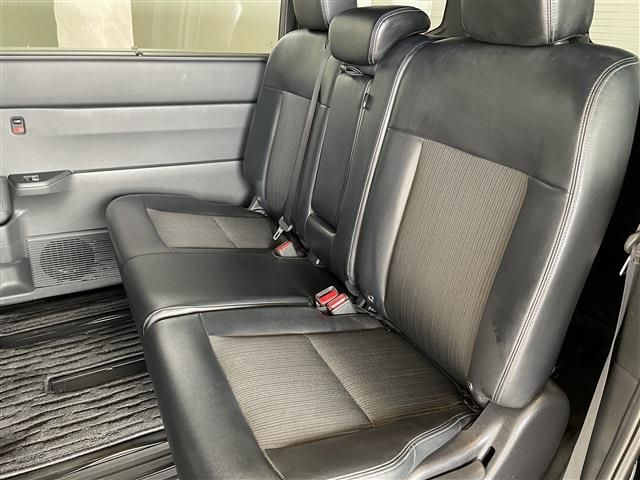 HONDA STEPWAGON e:HEV SPADA 2023