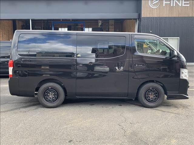 NISSAN NV350 CARAVAN 2019