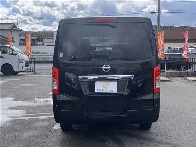NISSAN NV350 CARAVAN 2019