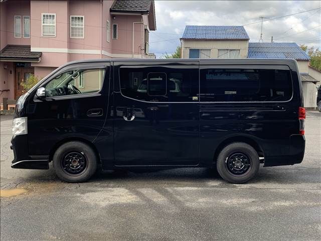 NISSAN NV350 CARAVAN 2019