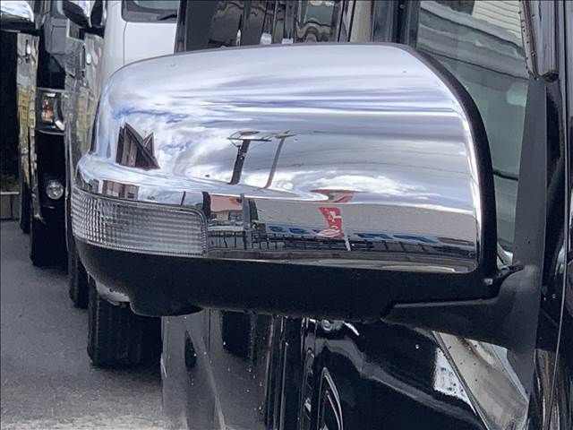 NISSAN NV350 CARAVAN 2019