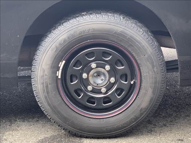 NISSAN NV350 CARAVAN 2019