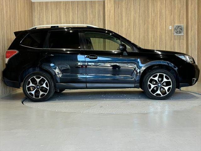 SUBARU FORESTER 2016