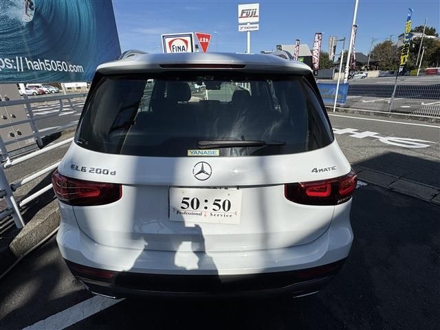 MERCEDES BENZ MERCEDES BENZ GLB 2023
