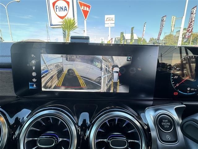 MERCEDES BENZ MERCEDES BENZ GLB 2023