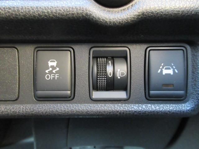 NISSAN NOTE 4WD 2020