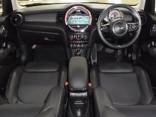 BMW MINI COOPER 5DOOR 2019