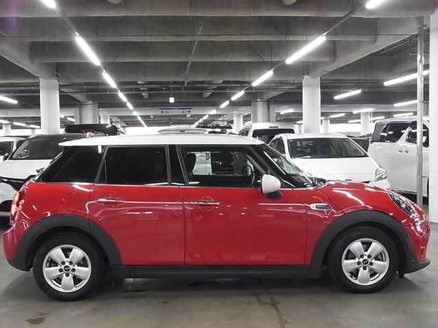BMW MINI COOPER 5DOOR 2019