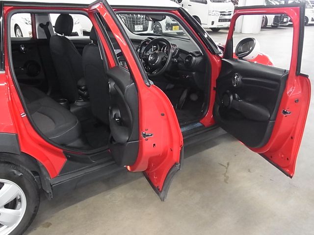 BMW MINI COOPER 5DOOR 2019