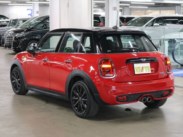 BMW MINI COOPER SD 5DOOR 2020