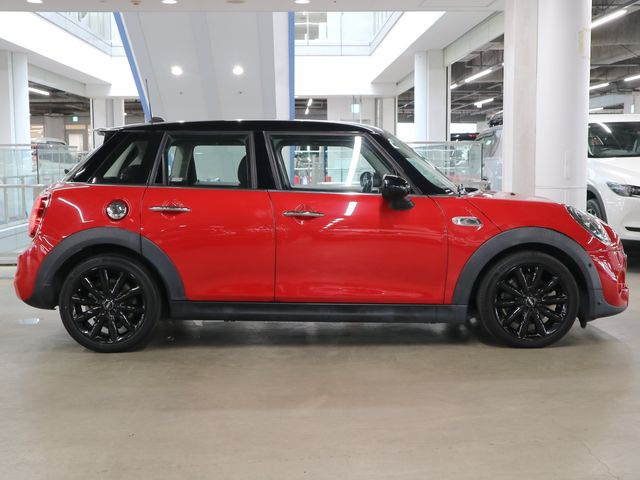 BMW MINI COOPER SD 5DOOR 2020