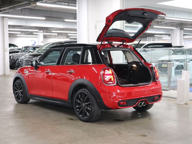 BMW MINI COOPER SD 5DOOR 2020