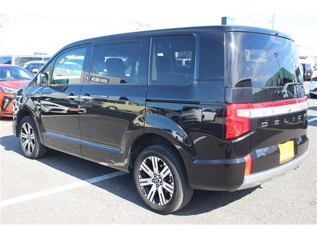 MITSUBISHI DELICA D:5 4WD 2023