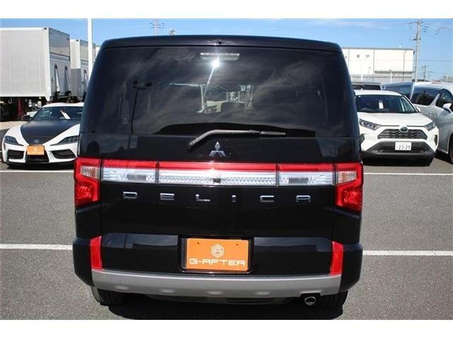 MITSUBISHI DELICA D:5 4WD 2023