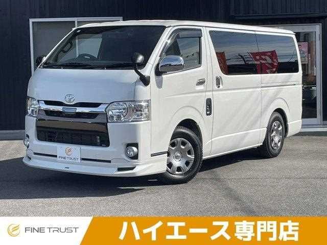 TOYOTA HIACE van 4WD 2019