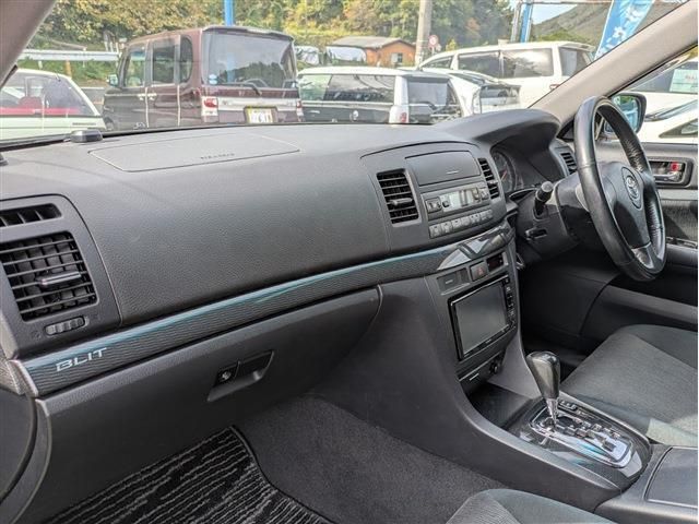 TOYOTA MARK2 BLIT 2002