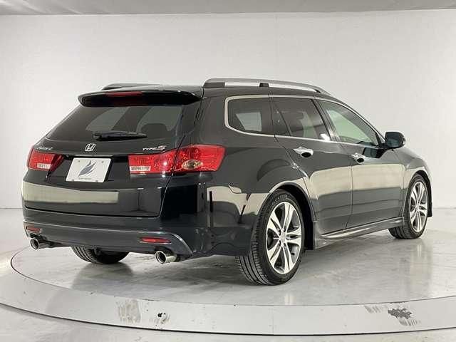 HONDA ACCORD TOURER 2011