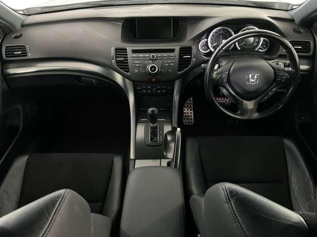 HONDA ACCORD TOURER 2011