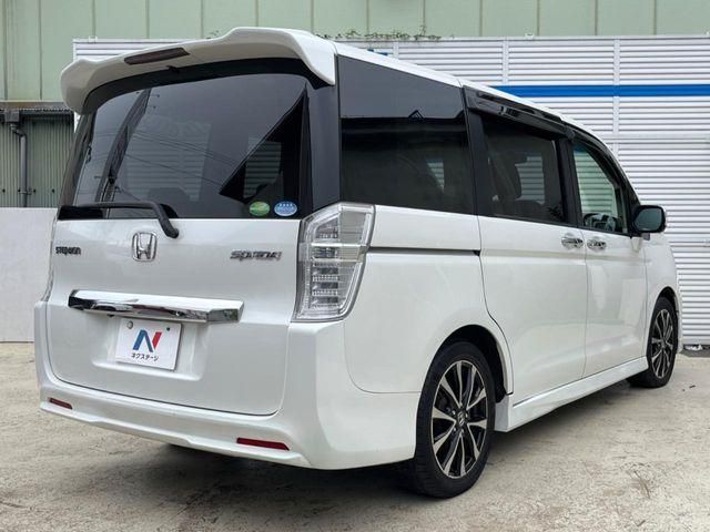 HONDA STEPWAGON SPADA 2013