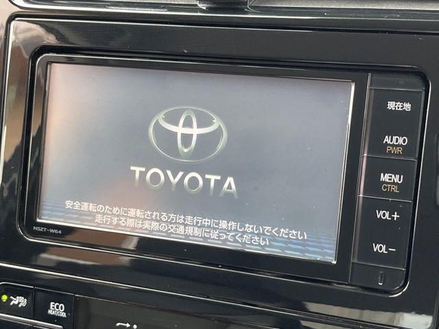 TOYOTA PRIUS 2016